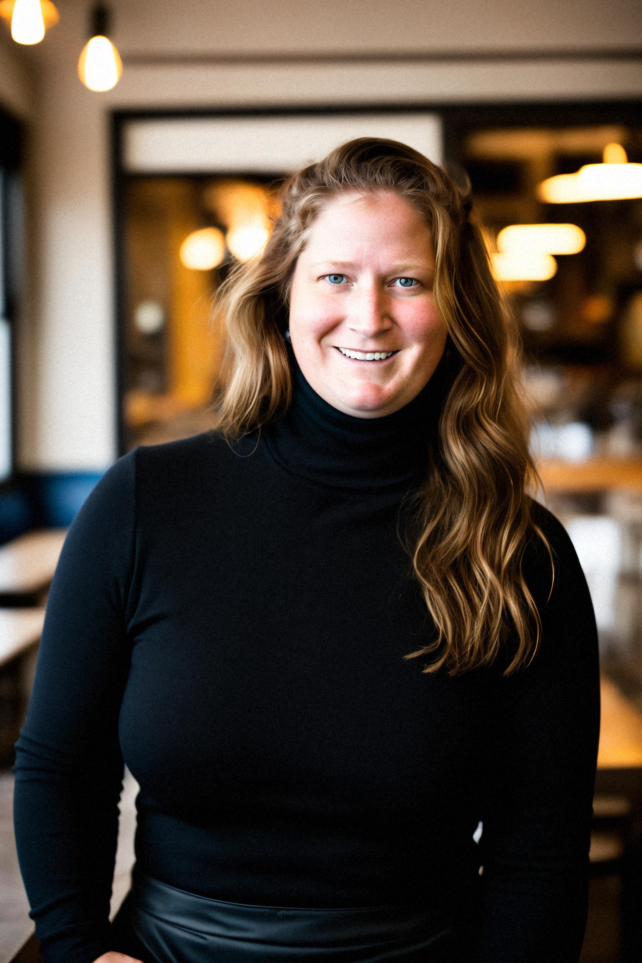 Lisa Murphy — AI productivity workshop host and Fractional CEO at Limited to Limitless